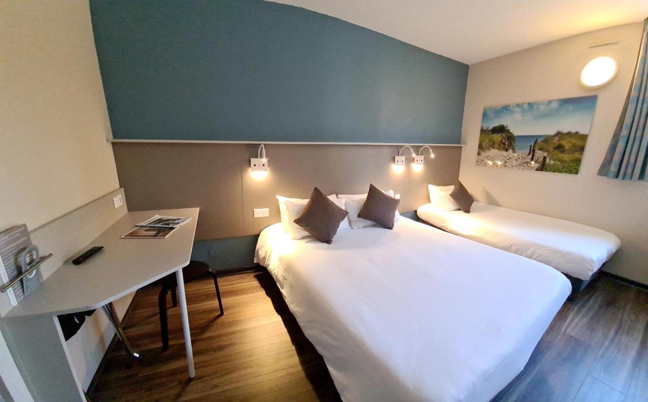 The Originals City Hotel Marseille Aeroport Βιτρόλ Εξωτερικό φωτογραφία