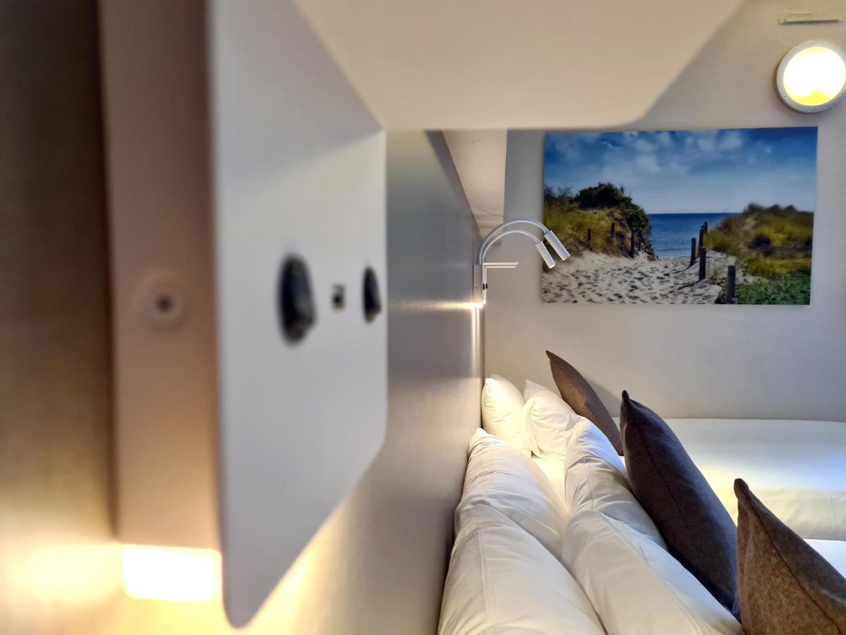 The Originals City Hotel Marseille Aeroport Βιτρόλ Εξωτερικό φωτογραφία