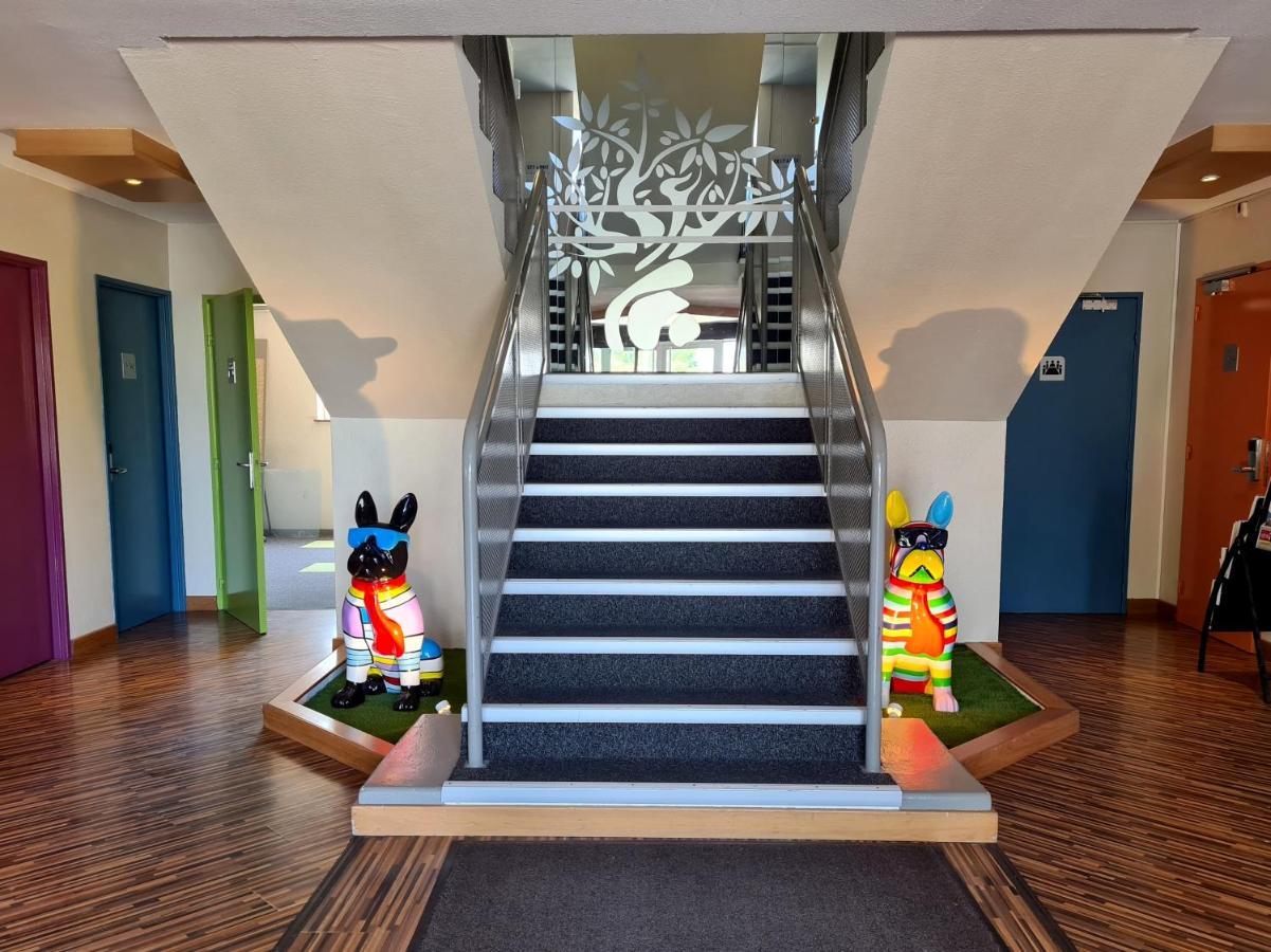 The Originals City Hotel Marseille Aeroport Βιτρόλ Εξωτερικό φωτογραφία