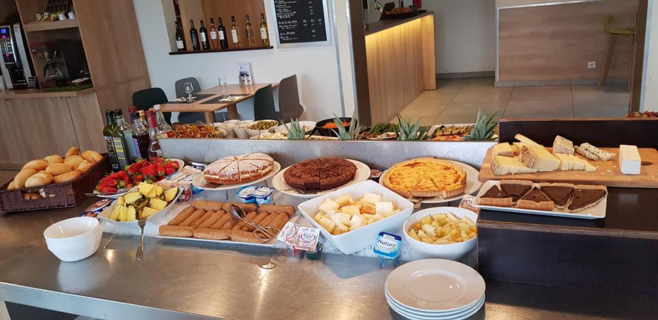 The Originals City Hotel Marseille Aeroport Βιτρόλ Εξωτερικό φωτογραφία