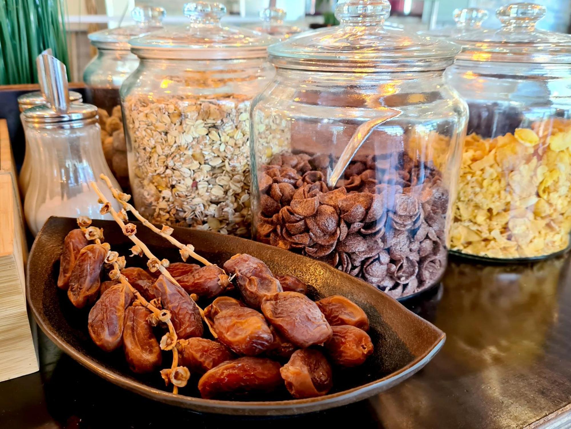 The Originals City Hotel Marseille Aeroport Βιτρόλ Εξωτερικό φωτογραφία